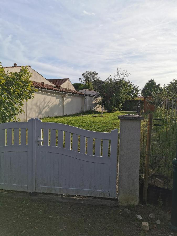 Comme A La Maison La Jonchere Екстер'єр фото
